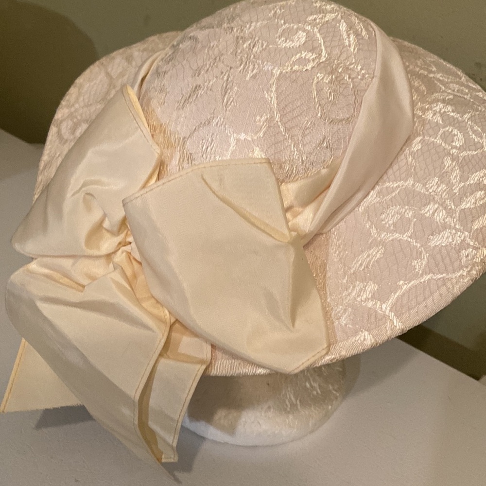 NWT Ivory Church Dress Hat by Whittall & Shon